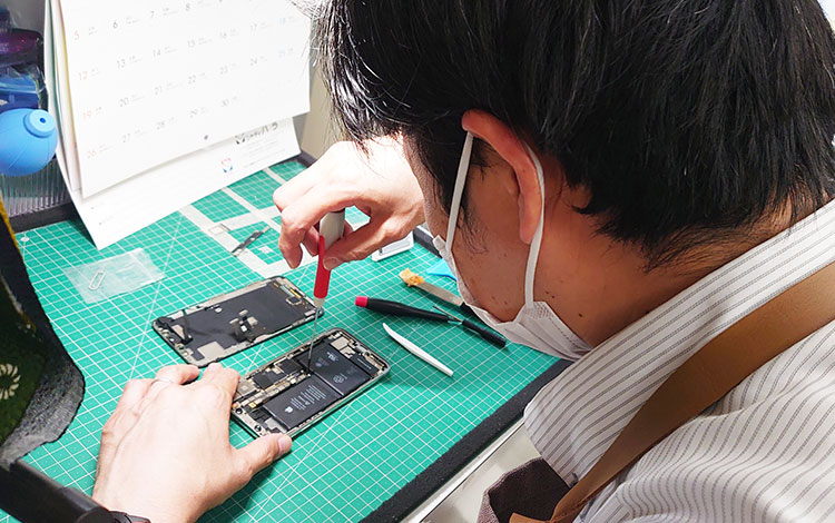 アイサポ三潴店 作業風景